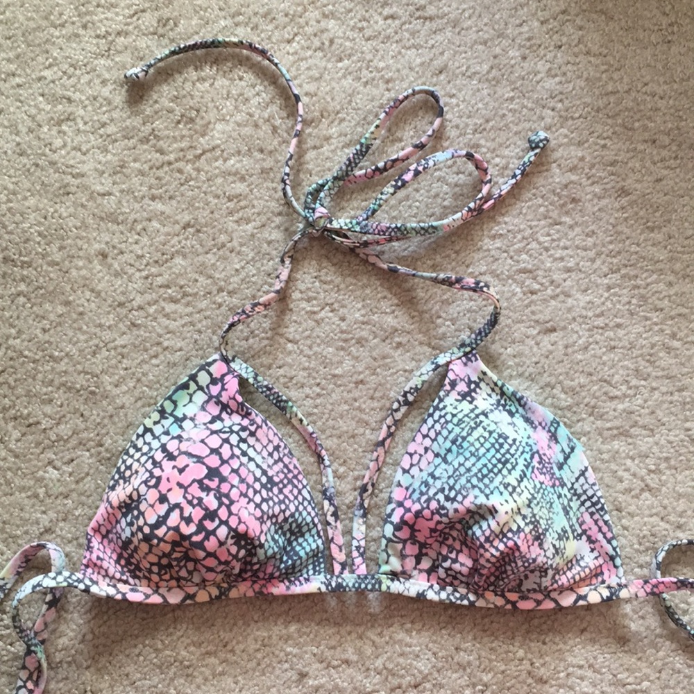 REVERSIBLE Victoria's Secret PINK Bikini Top